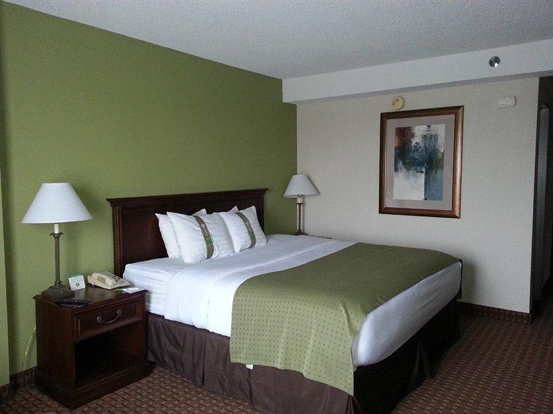 Garden Plaza Hotel Saddle Brook Extérieur photo