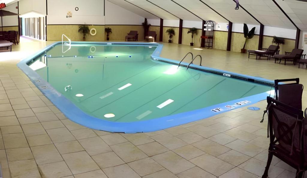 Garden Plaza Hotel Saddle Brook Extérieur photo