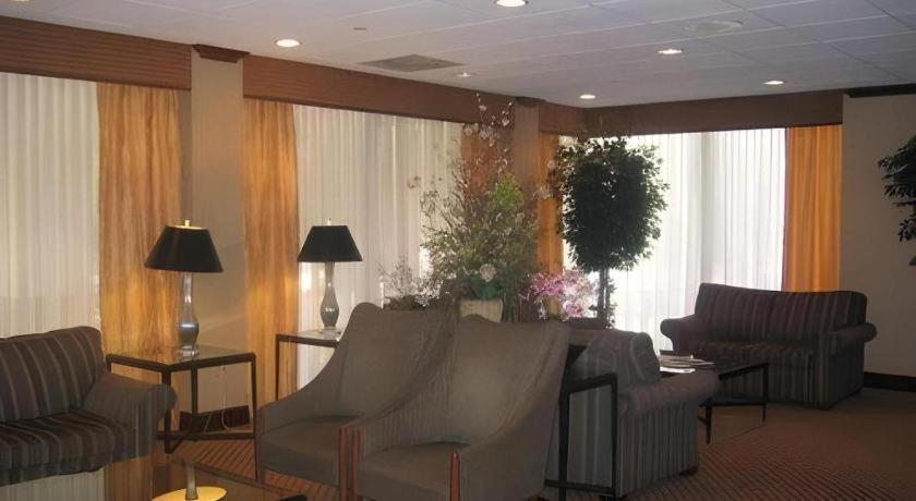 Garden Plaza Hotel Saddle Brook Extérieur photo