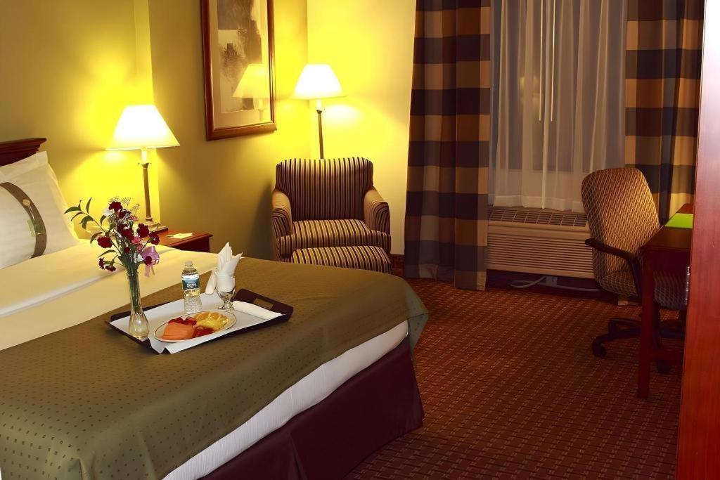 Garden Plaza Hotel Saddle Brook Extérieur photo