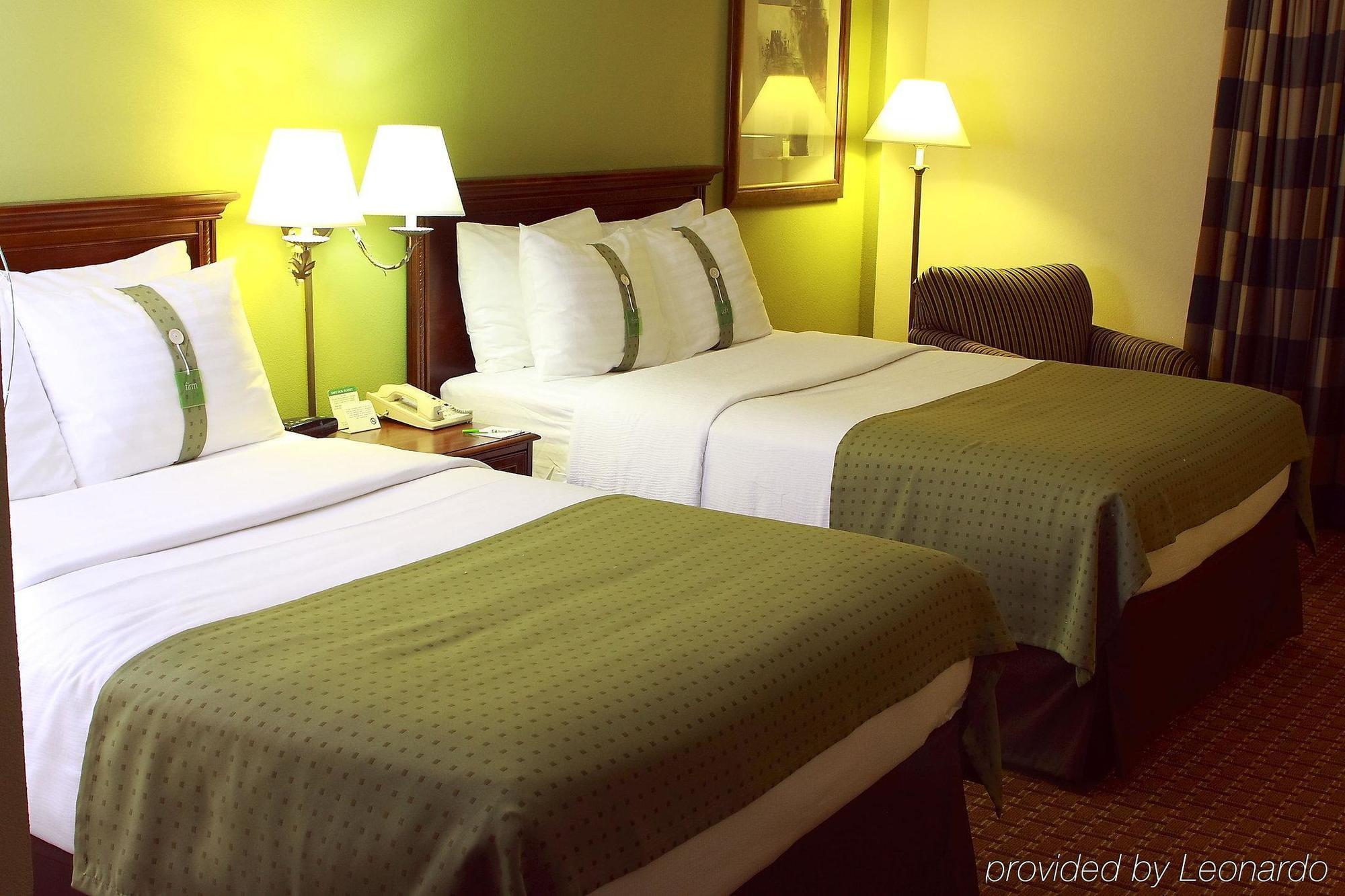 Garden Plaza Hotel Saddle Brook Chambre photo