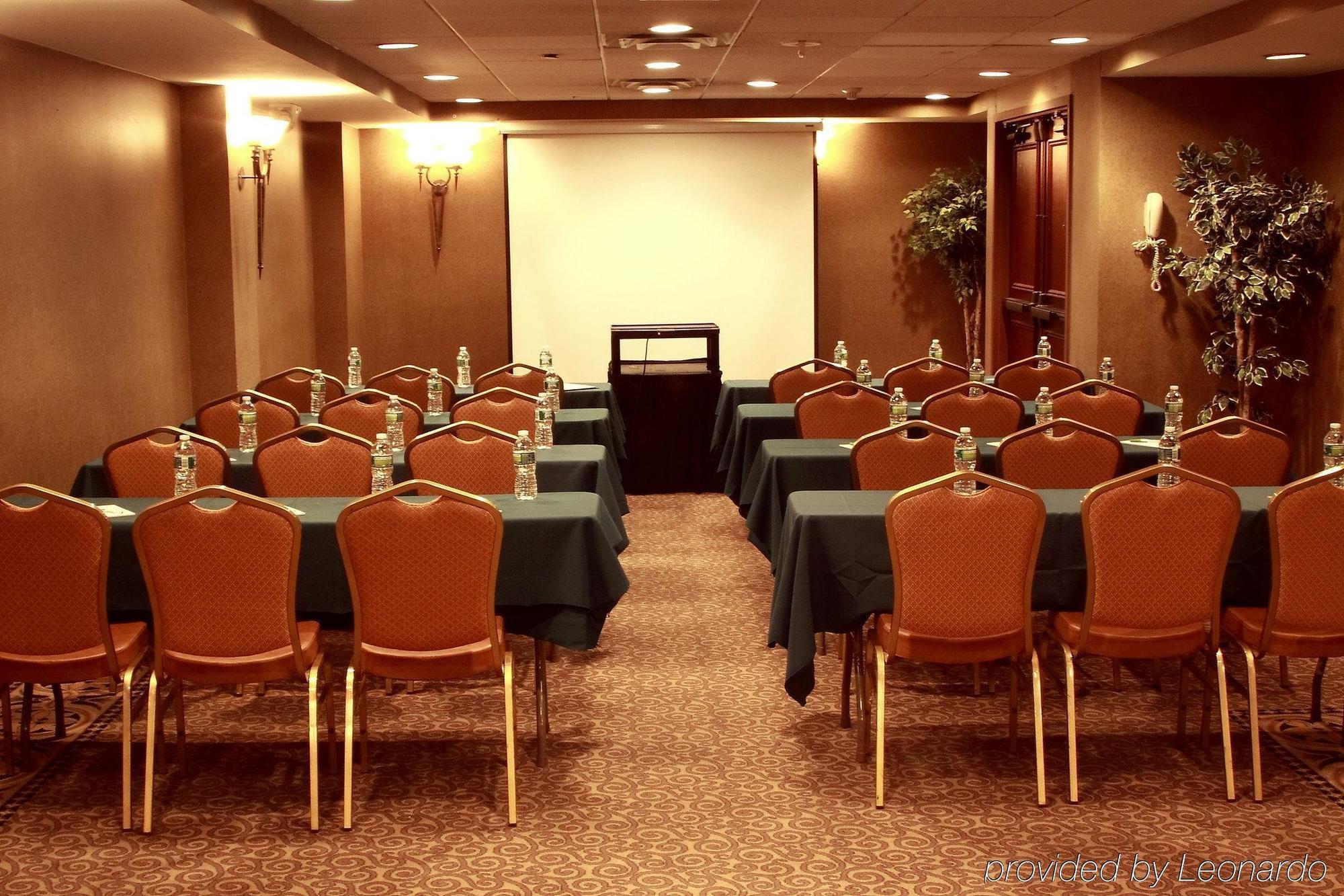 Garden Plaza Hotel Saddle Brook Extérieur photo