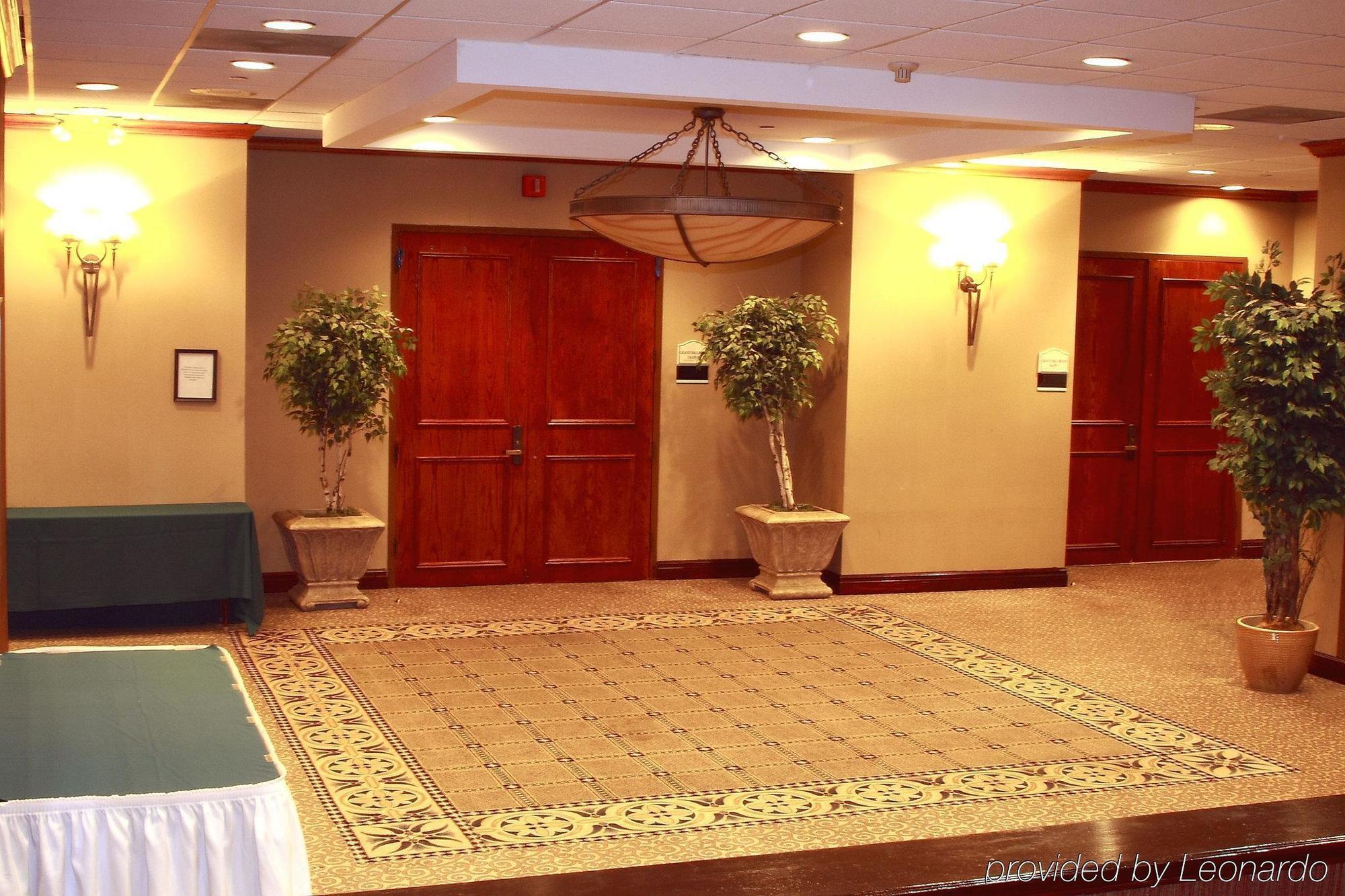 Garden Plaza Hotel Saddle Brook Intérieur photo