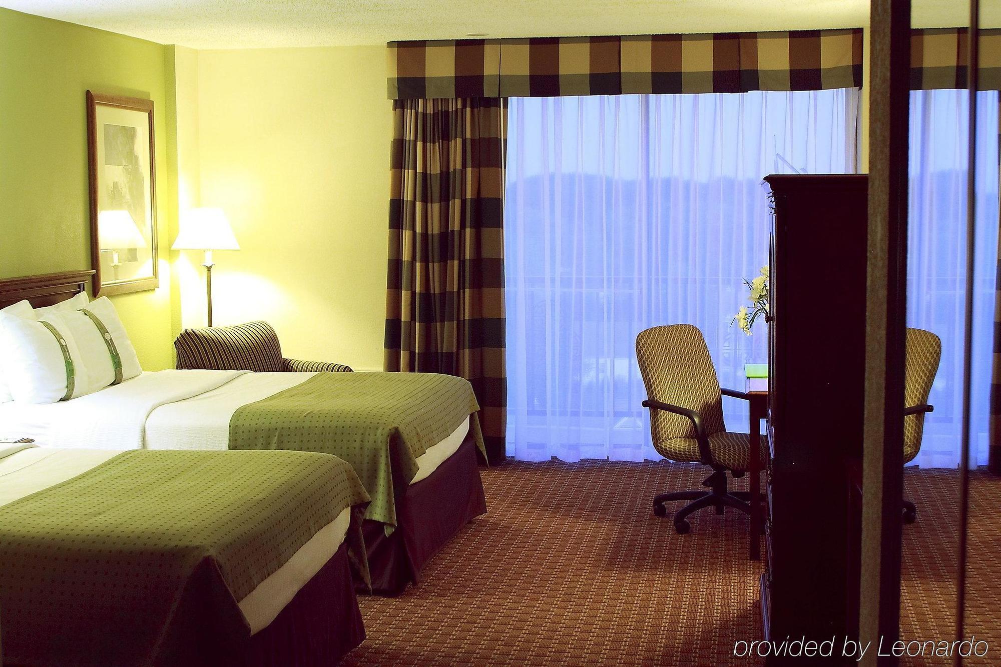 Garden Plaza Hotel Saddle Brook Chambre photo