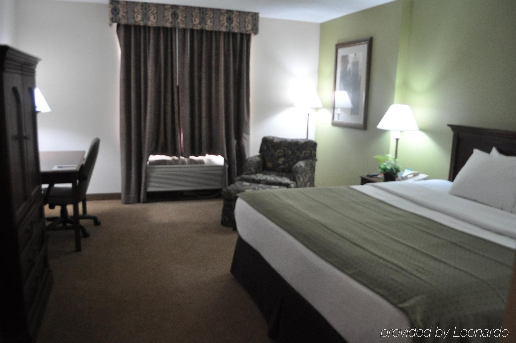 Garden Plaza Hotel Saddle Brook Chambre photo