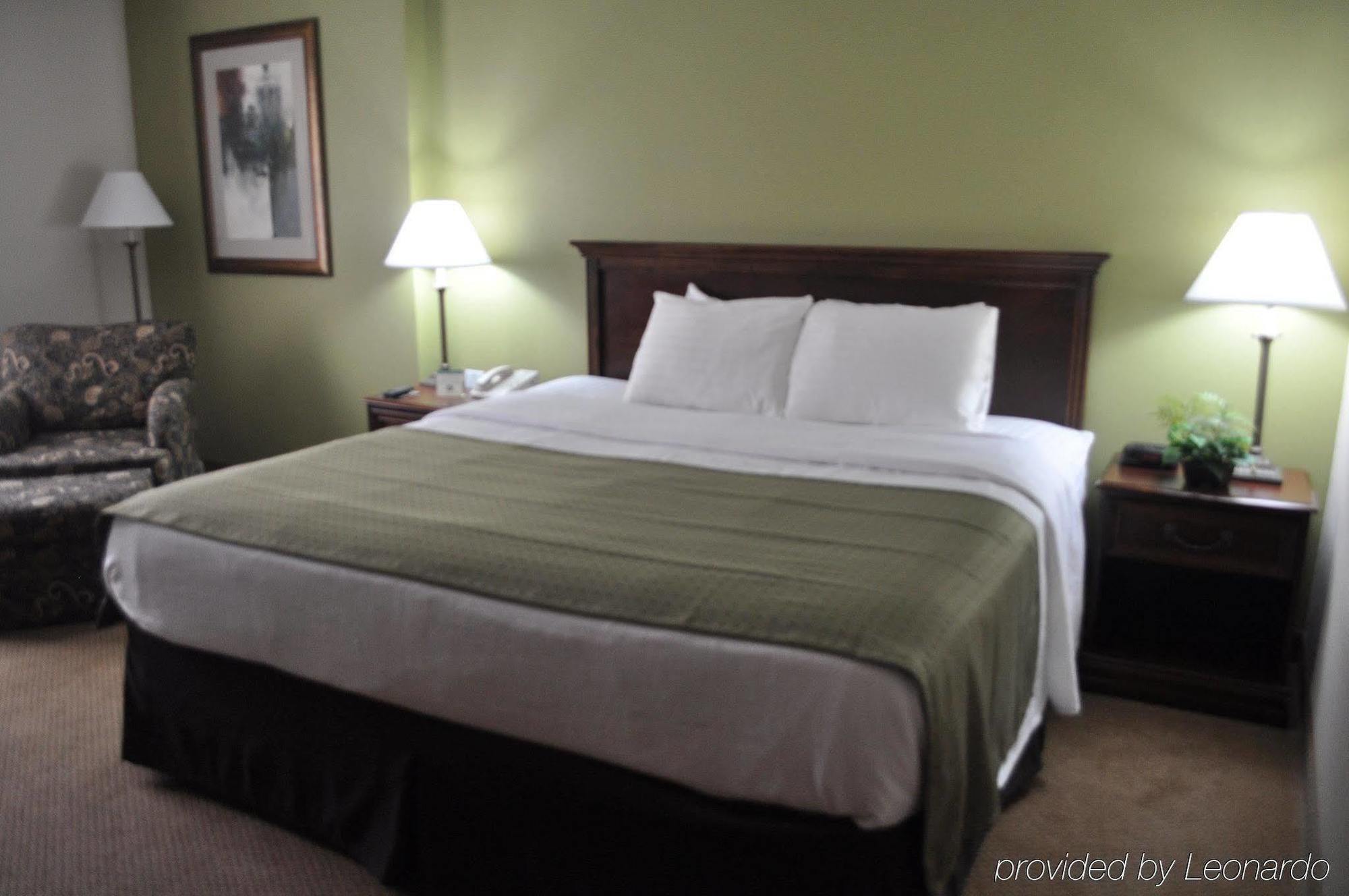 Garden Plaza Hotel Saddle Brook Extérieur photo